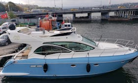 Luxury 39' Motor Yacht Charter in İstanbul