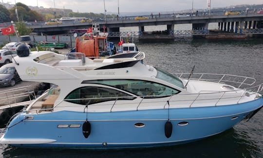 Luxury 39' Motor Yacht Charter in İstanbul