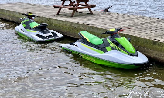 STEALS!!! 2 JetSki’s for the price of 1 at Lake Houston in Huffman