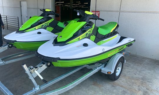 STEALS!!! 2 JetSki’s for the price of 1 at Canyon Lake in New Braunfels