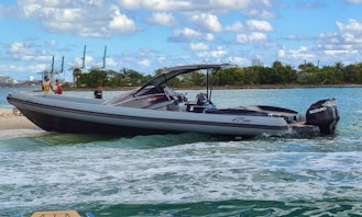 2021 Panamera Yacht 41ft Luxury Charter in Beautiful Miami Beach