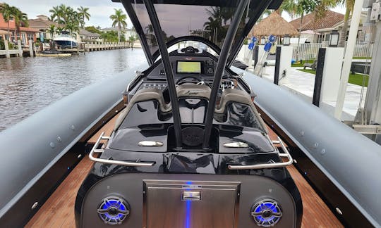 2021 Panamera Yacht 41ft Luxury Charter in Beautiful Miami Beach
