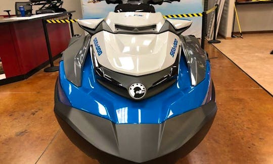2021 Sea Doo GTI SE on Lake Texoma with Bluetooth Speakers