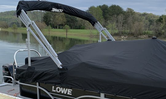 2021 pontoon with 115 Hp motor