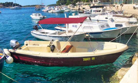 Adria 20hp Small Boat for Rent in Hvar Town - Free fuel