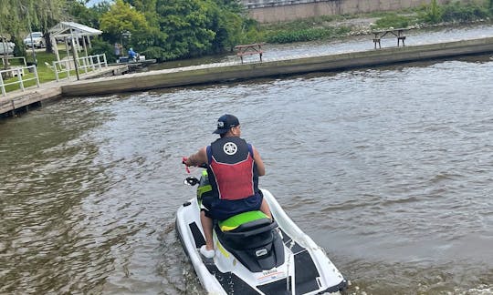 STEALS!!! 2 JetSki’s for the price of 1 at Canyon Lake in New Braunfels