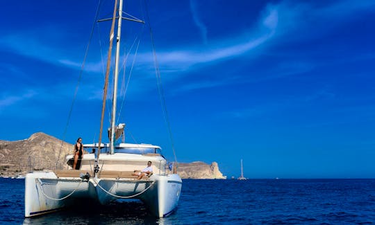 Catamaran Cruise in Santorini for 5 hours