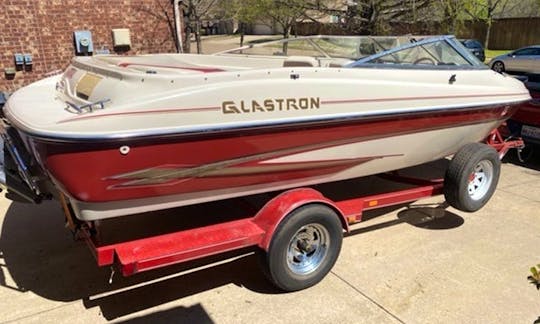 20' Glastron GX205 open bow with V8