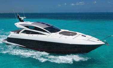 Gorgeous 62ft New Sunseeker Predator up to 20 people!