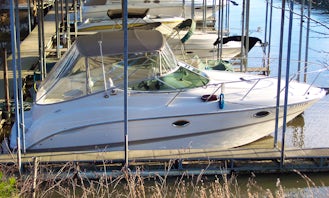 30' Maxum Cabin Cruiser for Scenic Cruises, Lunch or Dinner Cruises & Swimming on Lake Wylie, SC