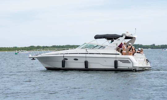 40ft Trojan Express Cruiser yacht for Toronto Tours and More! WEEKDAY SPECIALS