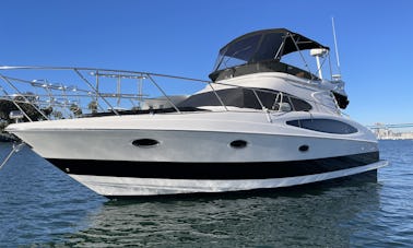 Alquiler de yates de lujo en la bahía de San Diego, California