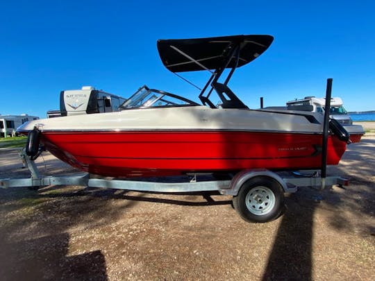 2022 Bayliner VR4 Bowrider For Rent! Enjoy a Beautiful Day on Lake Conroe
