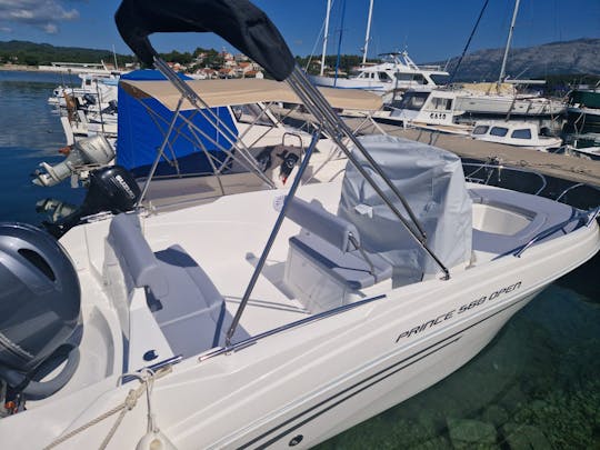Prince 560 Barco familiar aberto, amplo e espaçoso, elegante e fácil de manusear