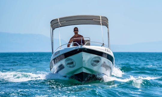 NO LICENSE REQUIRED Voraz 500 Maximum Boat Rental in Fuengirola, Spain