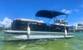 24ft Tritoon for Couples sunset cruise in Fort Lauderdale