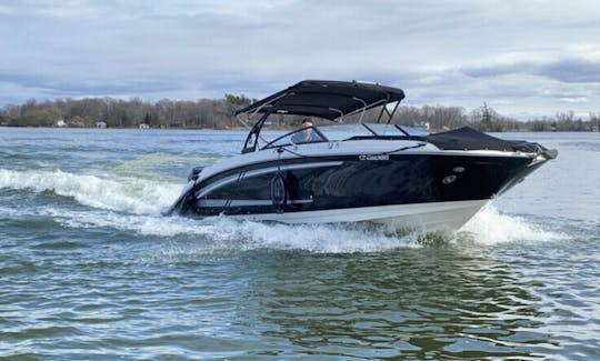 29’ Sea Ray 290 Sundeck in Toronto