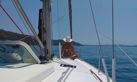 Sailing boat rent Jeanneau Sun Odyssey 35 in Sani Marina, Chalkidiki