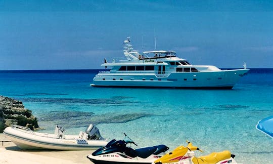 100' Broward Luxury Power Mega Yacht Charters in Naples, Florida