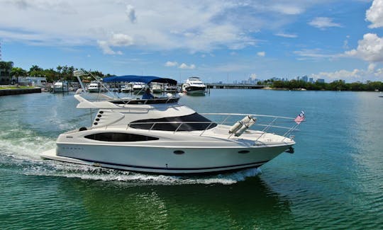 42′ Regal Motor Yacht in North Bay Village Florida
