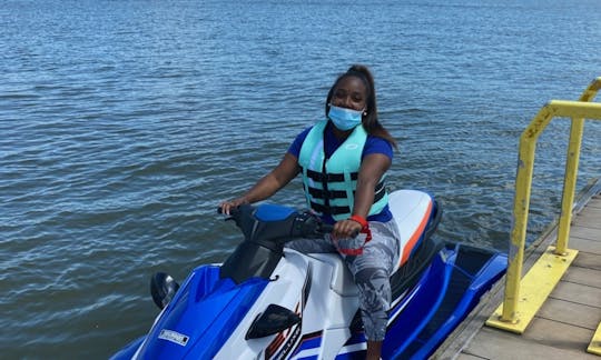 Rent this Yamaha EX Deluxe Waverunner for Lake Wylie, SC