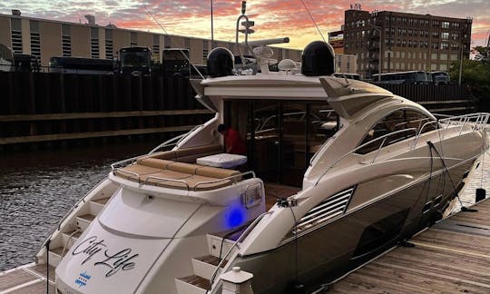 A “vida urbana” de Chicago - Sunseeker de 64'