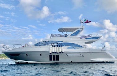 50'Azimut48 Yacht Fly Bridge 2018 rent a boat in Cancun, Mexico