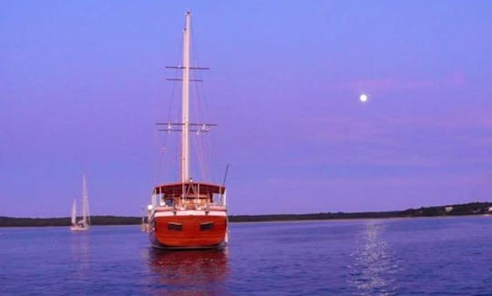 36ft Marlinspike Center Console Boat Charter in Sag Harbor, New York