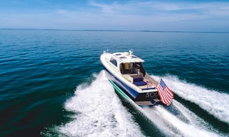 The Hinckley Picnic Boat “Soleil” -a Meticulous Icon of Hand Crafted Luxury