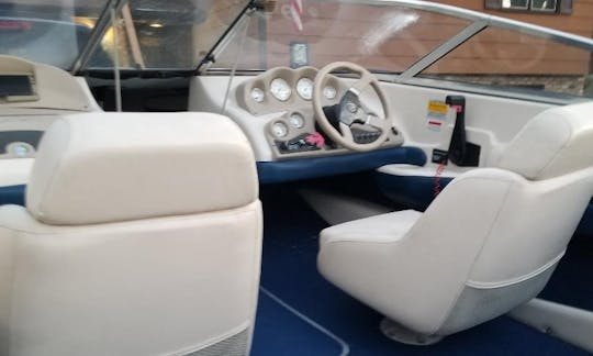 Glastron 8 Passenger Open Bow for rent