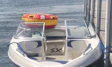 17’ Glastron Passenger Boat rental with Captain on Medicine Lake