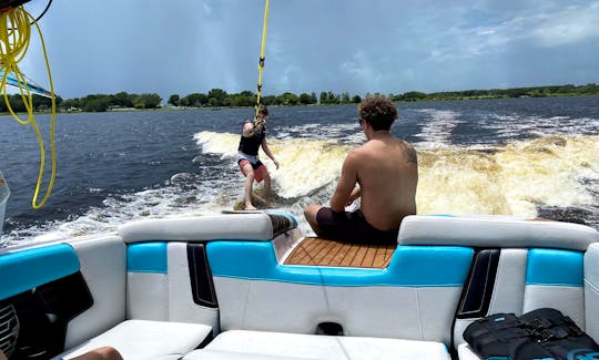 2014 Nautique G23 Wakesurf and Wakeboard Lessons in Central Florida