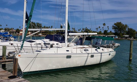 Enjoy the the wonderful and famous Florida sunset on our Beneteau 40 Sailboat for Rent in Tierra Verde