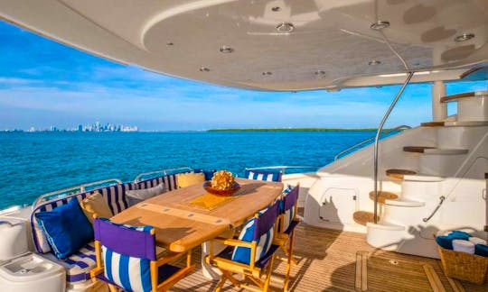 Rent a Luxury Yachting Experience! 84' Manhattan (ALL-INCLUSIVE PRICE!)