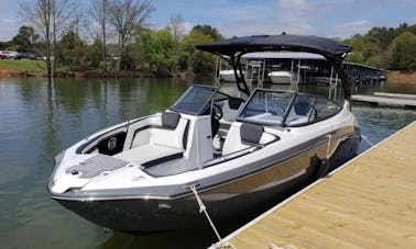 Magnifique Yamaha 242 Limited S Series E sur le lac Wateree