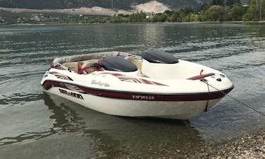 Alquile esta lancha motora Sea Doo para 6 personas en Kelowna, Columbia Británica