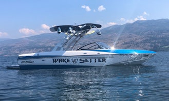 22' Malibu Wakesetter VLX for Rent in West Kelowna - Weekly Rentals Only