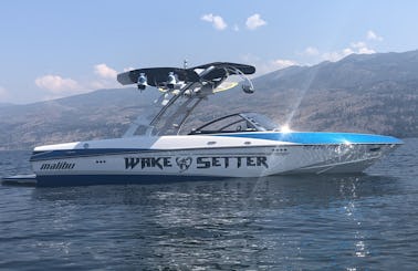 22' Malibu Wakesetter VLX for Rent in West Kelowna - Weekly Rentals Only