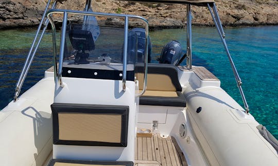 Charter 17' WATERCRAFT DELFINI Rigid Inflatable Boat in Anavyssos, Greece