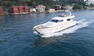 Incroyable location de yacht de luxe privé à Istanbul