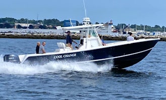 32' Regulator Center Console for Daily or Hourly Charter in Newport