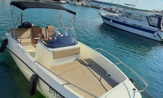 Alquiler de barco Quicksilver Activ 605 Open en Krk, Croacia