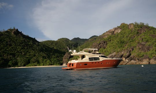 Ferretti Altura 690 Yacht Charter in Eden Island