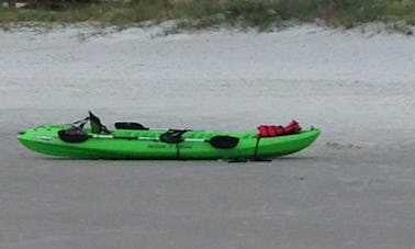 Alquiler de kayaks individuales y en tándem en Fernandia Beach