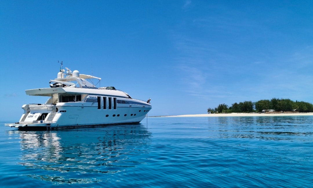 sea leopard yacht tanzania