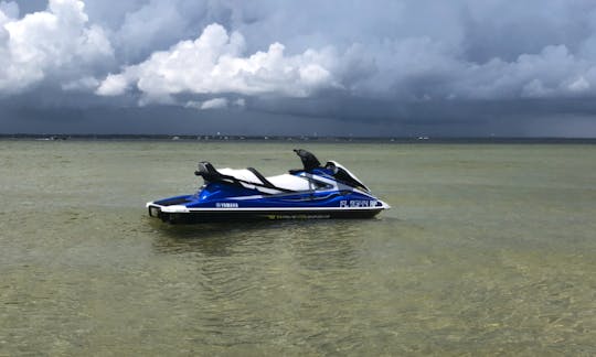 Full Size Waverunner w/ cruiser seats.  Cruise control & reverse.