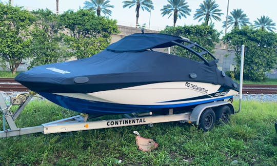 Yamaha AR190 Powerboat for Rent in Hollywood