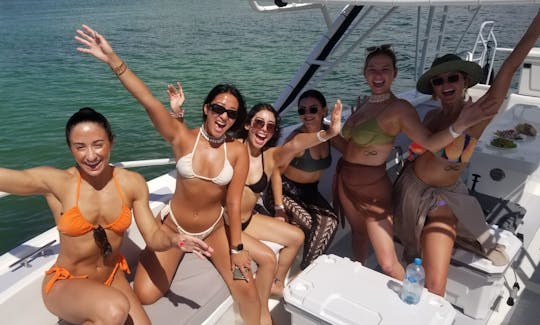 Piratas TOO | 2021 Tajoma 33' Luxury Open  | Playa del Carmen Boat Rental