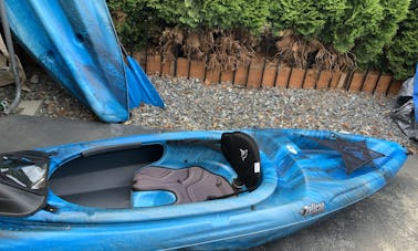 2020 Pelican 13ft Kayak in Lake Tapps
