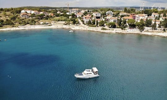 Flipper Boat Rental in Pula, Istrian County